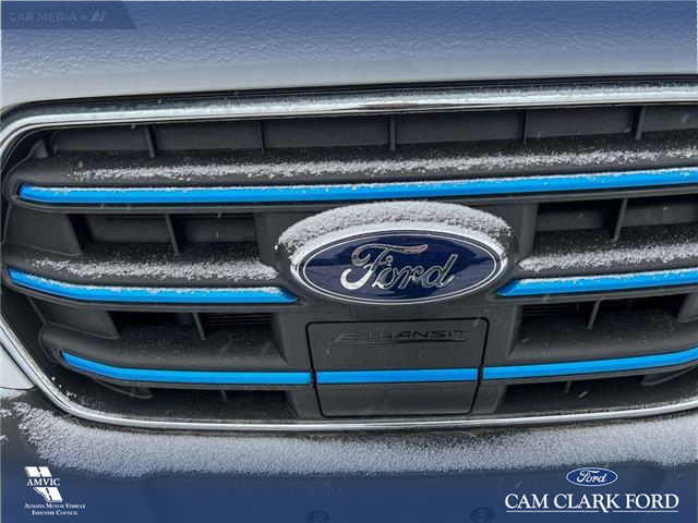 2023 Ford E-Transit-350 Cargo Base (Stk: 23CT9553) in Canmore - Image 10 of 15