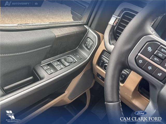 2026 Ford F-350 Lariat (Stk: 26T2657) in Olds - Image 17 of 25