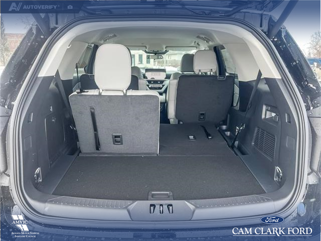 2026 Ford Explorer Active (Stk: 26S3929) in Olds - Image 11 of 24