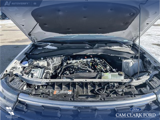 2026 Ford Explorer Active (Stk: 26S2930) in Olds - Image 10 of 25