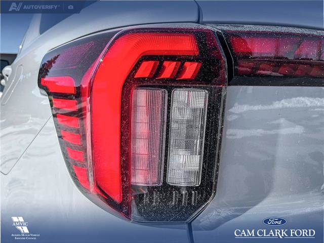 2026 Ford Explorer Active (Stk: 26S2930) in Olds - Image 11 of 25