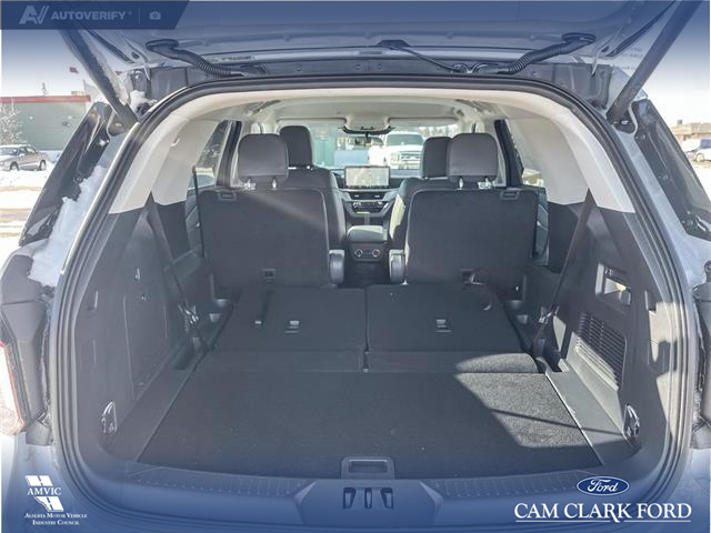 2026 Ford Explorer Active (Stk: 26S2930) in Olds - Image 12 of 25