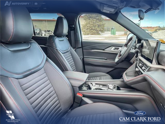 2026 Ford Explorer ST-Line (Stk: 26S1492) in Olds - Image 22 of 25