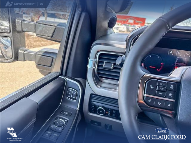 2026 Ford F-350 Platinum (Stk: 26T6089) in Red Deer - Image 16 of 24