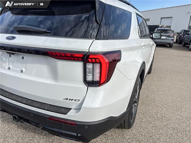 2026 Ford Explorer ST-Line (Stk: 26S5378) in Red Deer - Image 11 of 25 2026 Ford Explorer ST-Line (Stk: 26S5378) in Red Deer - Image 11 of 25
