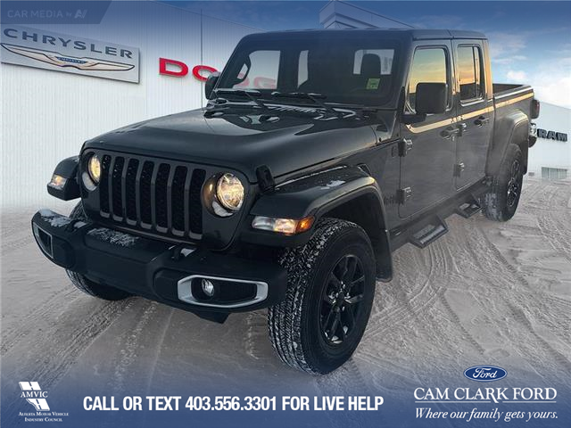 2022 Jeep Gladiator Sport S (Stk: RJ057A) in Innisfail - Image 1 of 22
