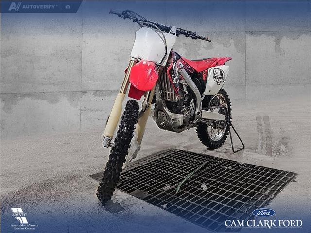 2008 Honda CRF450 R (Stk: P6745) in Olds - Image 1 of 22 2008 Honda CRF450 R (Stk: P6745) in Olds - Image 1 of 22