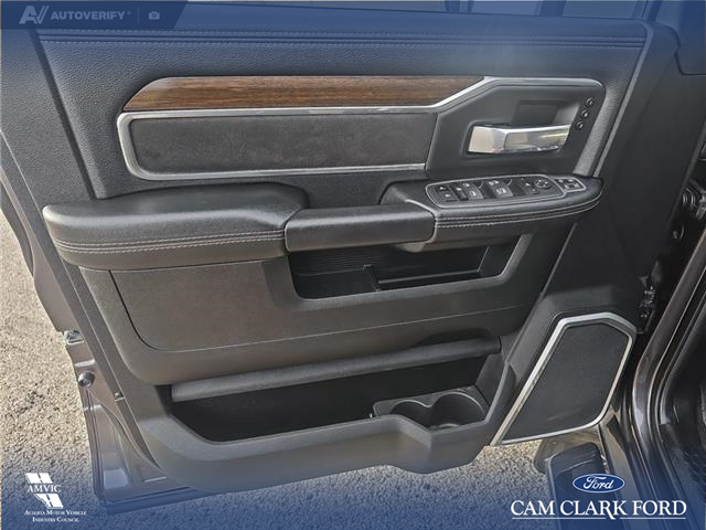 2024 RAM 3500 Laramie (Stk: P1102) in Innisfail - Image 7 of 24