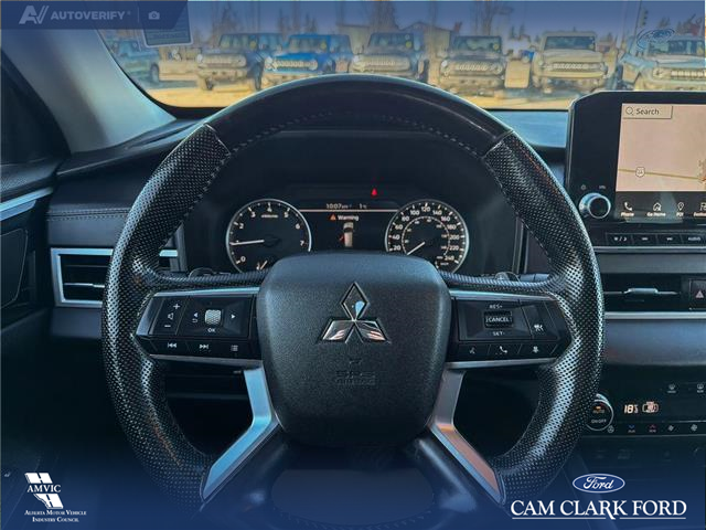 2022 Mitsubishi Outlander SE (Stk: P6805) in Olds - Image 14 of 23