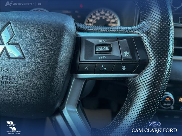 2022 Mitsubishi Outlander SE (Stk: P6805) in Olds - Image 16 of 23