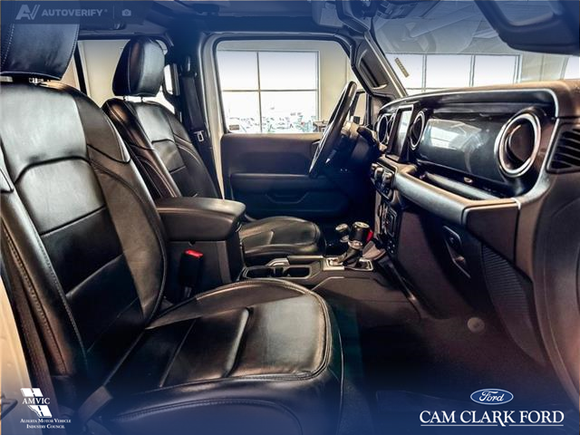2021 Jeep Wrangler Unlimited Sahara (Stk: P14660) in Airdrie - Image 22 of 25