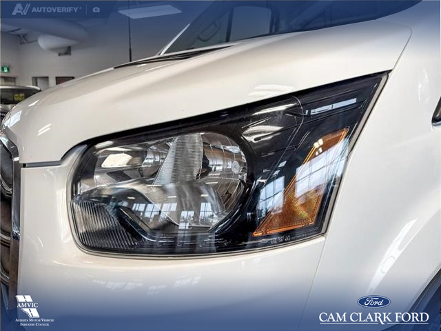 2020 Ford Transit-250 Cargo Base (Stk: P14675) in Airdrie - Image 8 of 25 2020 Ford Transit-250 Cargo Base (Stk: P14675) in Airdrie - Image 8 of 25