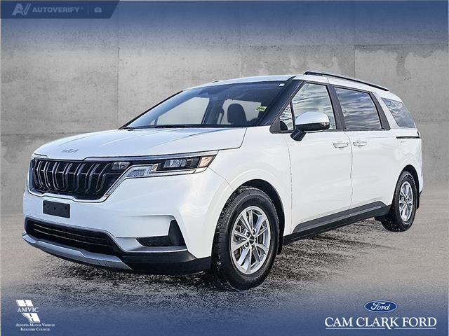 2024 Kia Carnival LX (Stk: P1135) in Innisfail - Image 1 of 24