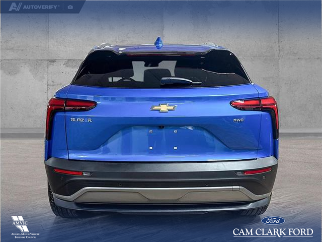 2024 Chevrolet Blazer EV LT (Stk: RC19965) in Airdrie - Image 5 of 25