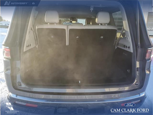 2022 Jeep Wagoneer Series III (Stk: U37897) in Red Deer - Image 12 of 25