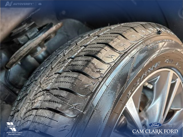 2019 Toyota Highlander LE (Stk: P14716) in Airdrie - Image 7 of 25