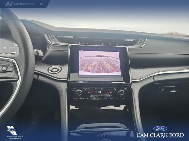 2025 Jeep Grand Cherokee Laredo (Stk: SJ056A) in Innisfail - Image 15 of 24