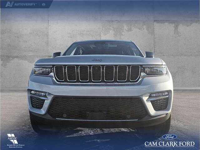 2023 Jeep Grand Cherokee 4xe Base (Stk: SJ070A) in Innisfail - Image 2 of 24