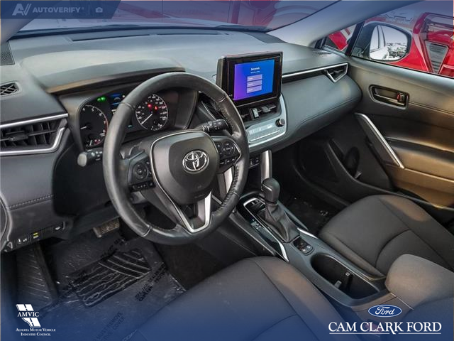 2023 Toyota Corolla Cross LE (Stk: U37896) in Red Deer - Image 12 of 23