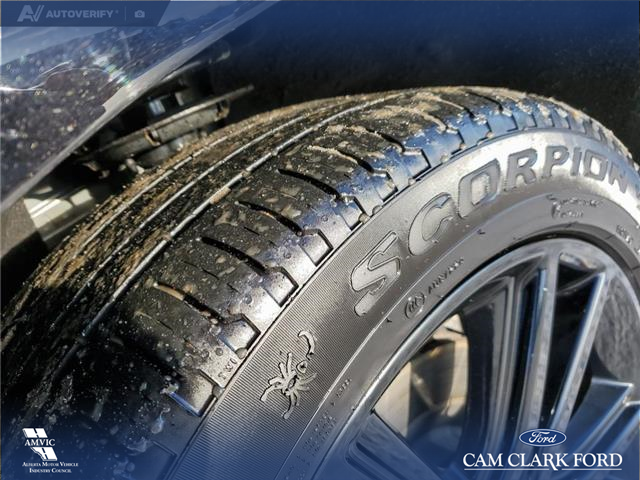 2024 Ford Edge ST Line (Stk: U37905) in Red Deer - Image 7 of 24