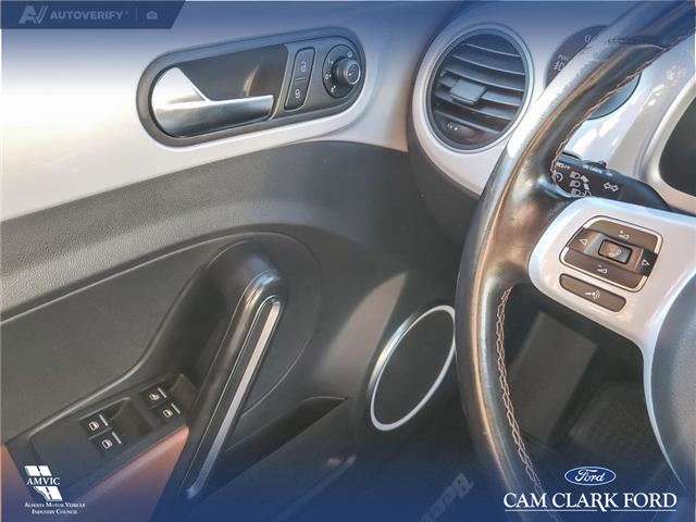2017 Volkswagen Beetle 1.8 TSI Trendline (Stk: U37922) in Red Deer - Image 15 of 23