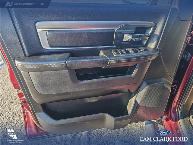 2022 RAM 1500 Classic SLT (Stk: P1026A) in Innisfail - Image 7 of 24