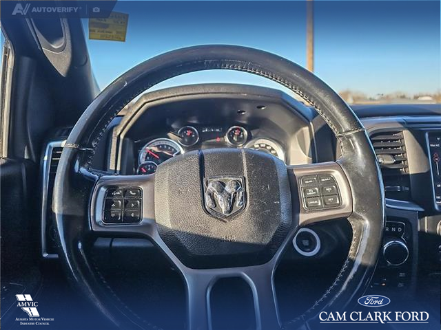 2022 RAM 1500 Classic SLT (Stk: P1026A) in Innisfail - Image 11 of 24