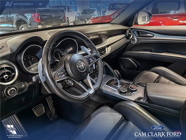 2018 Alfa Romeo Stelvio ti (Stk: P14778) in Airdrie - Image 13 of 25 2018 Alfa Romeo Stelvio ti (Stk: P14778) in Airdrie - Image 13 of 25