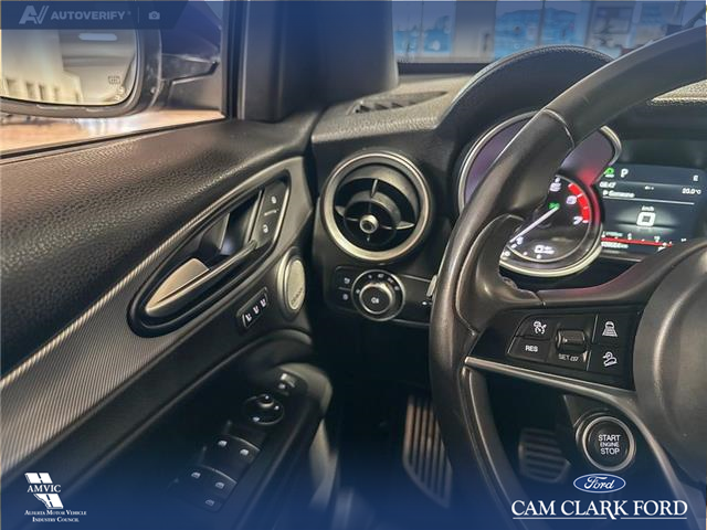 2018 Alfa Romeo Stelvio ti (Stk: P14778) in Airdrie - Image 17 of 25 2018 Alfa Romeo Stelvio ti (Stk: P14778) in Airdrie - Image 17 of 25