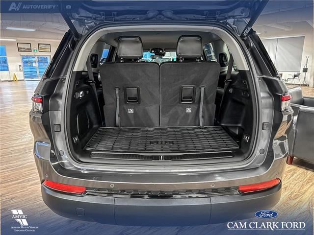 2023 Jeep Grand Cherokee L Limited (Stk: P14772) in Airdrie - Image 12 of 25