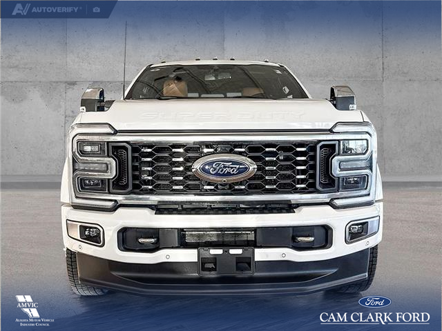 2023 Ford F-450 Platinum (Stk: P14775) in Airdrie - Image 2 of 25
