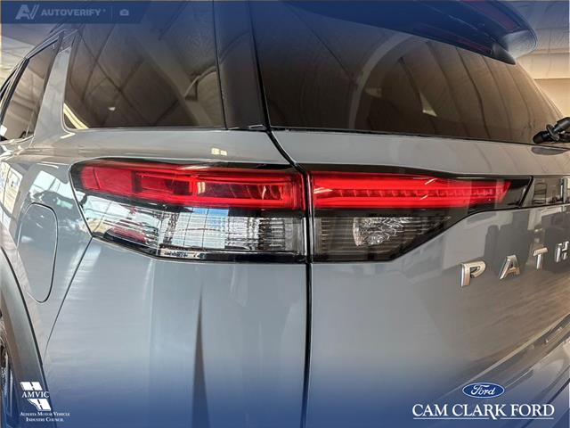 2023 Nissan Pathfinder Platinum (Stk: P14807) in Airdrie - Image 11 of 24 2023 Nissan Pathfinder Platinum (Stk: P14807) in Airdrie - Image 11 of 24