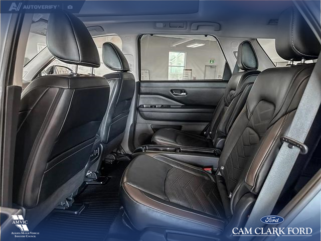 2023 Nissan Pathfinder Platinum (Stk: P14807) in Airdrie - Image 22 of 24 2023 Nissan Pathfinder Platinum (Stk: P14807) in Airdrie - Image 22 of 24