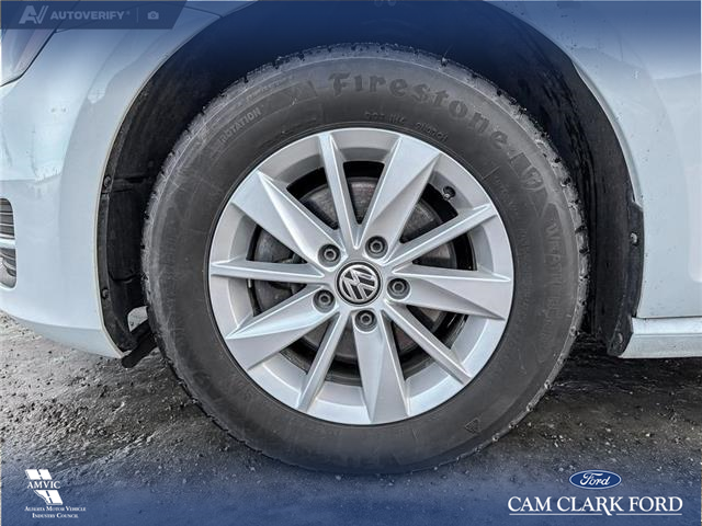 2016 Volkswagen Golf 1.8 TSI Comfortline (Stk: P6931) in Olds - Image 6 of 25