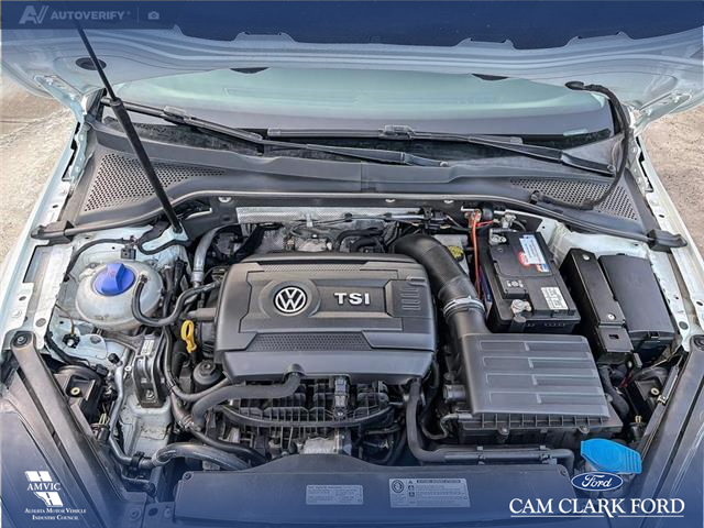 2016 Volkswagen Golf 1.8 TSI Comfortline (Stk: P6931) in Olds - Image 10 of 25