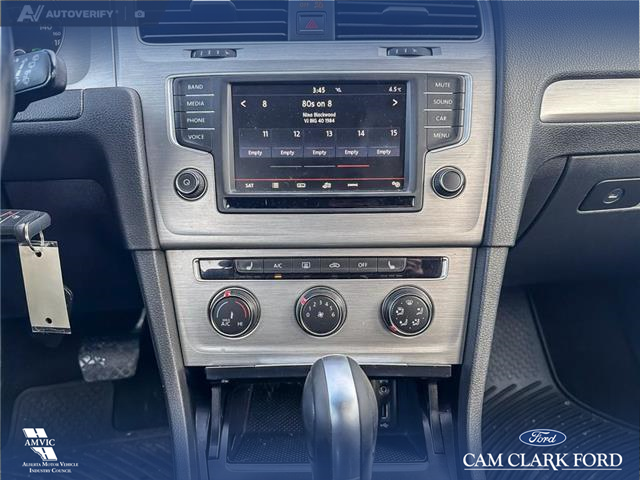 2016 Volkswagen Golf 1.8 TSI Comfortline (Stk: P6931) in Olds - Image 19 of 25