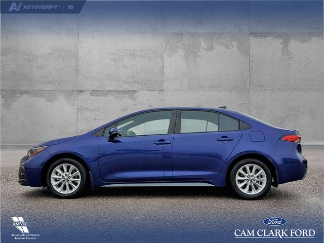 2022 Toyota Corolla SE (Stk: U37947) in Red Deer - Image 3 of 25