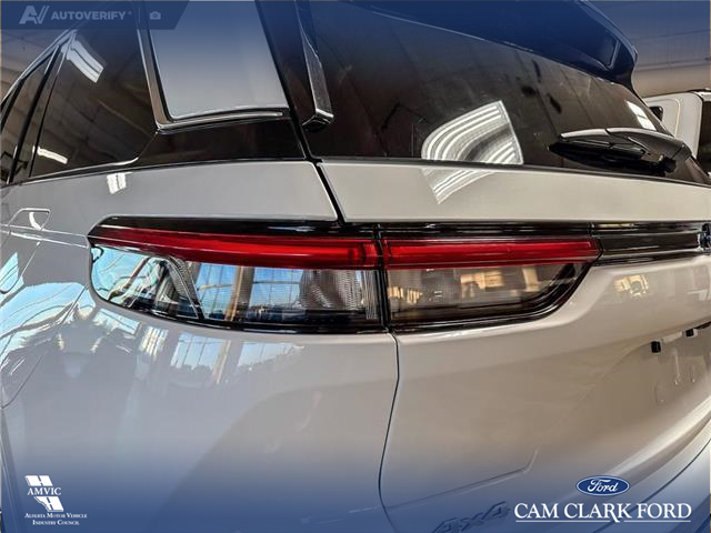 2023 Jeep Grand Cherokee Overland (Stk: P14857) in Airdrie - Image 11 of 25