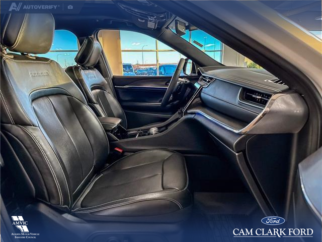 2023 Jeep Grand Cherokee Overland (Stk: P14857) in Airdrie - Image 22 of 25