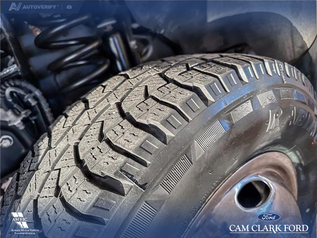 2017 Ford F-350 XL (Stk: P14831) in Airdrie - Image 7 of 25 2017 Ford F-350 XL (Stk: P14831) in Airdrie - Image 7 of 25