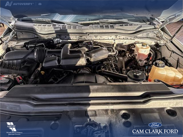 2017 Ford F-350 XL (Stk: P14831) in Airdrie - Image 10 of 25 2017 Ford F-350 XL (Stk: P14831) in Airdrie - Image 10 of 25