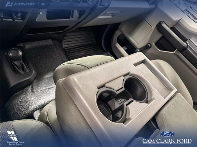 2017 Ford F-350 XL (Stk: P14831) in Airdrie - Image 18 of 25 2017 Ford F-350 XL (Stk: P14831) in Airdrie - Image 18 of 25