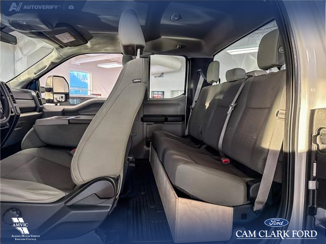 2017 Ford F-350 XL (Stk: P14831) in Airdrie - Image 23 of 25 2017 Ford F-350 XL (Stk: P14831) in Airdrie - Image 23 of 25