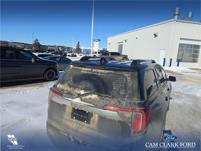 2021 GMC Acadia AT4 (Stk: U37971) in Red Deer - Image 5 of 7