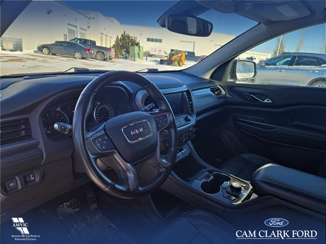 2021 GMC Acadia AT4 (Stk: U37971) in Red Deer - Image 6 of 7