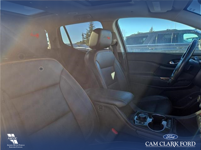 2021 GMC Acadia AT4 (Stk: U37971) in Red Deer - Image 7 of 7