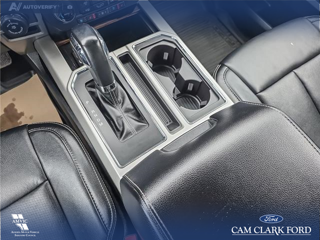 2019 Ford F-150 Lariat (Stk: P6955) in Olds - Image 17 of 24