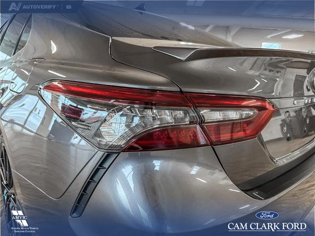 2022 Toyota Camry Hybrid XSE (Stk: P14893) in Airdrie - Image 11 of 25 2022 Toyota Camry Hybrid XSE (Stk: P14893) in Airdrie - Image 11 of 25