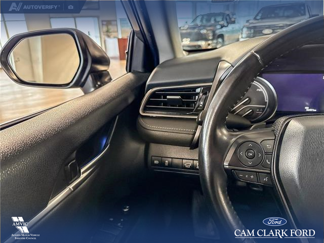 2022 Toyota Camry Hybrid XSE (Stk: P14893) in Airdrie - Image 17 of 25 2022 Toyota Camry Hybrid XSE (Stk: P14893) in Airdrie - Image 17 of 25