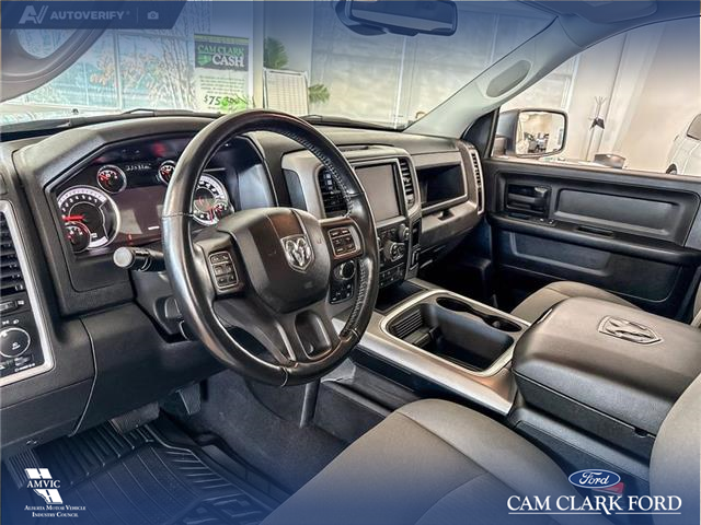 2022 RAM 1500 Classic Tradesman (Stk: P14910) in Airdrie - Image 13 of 25